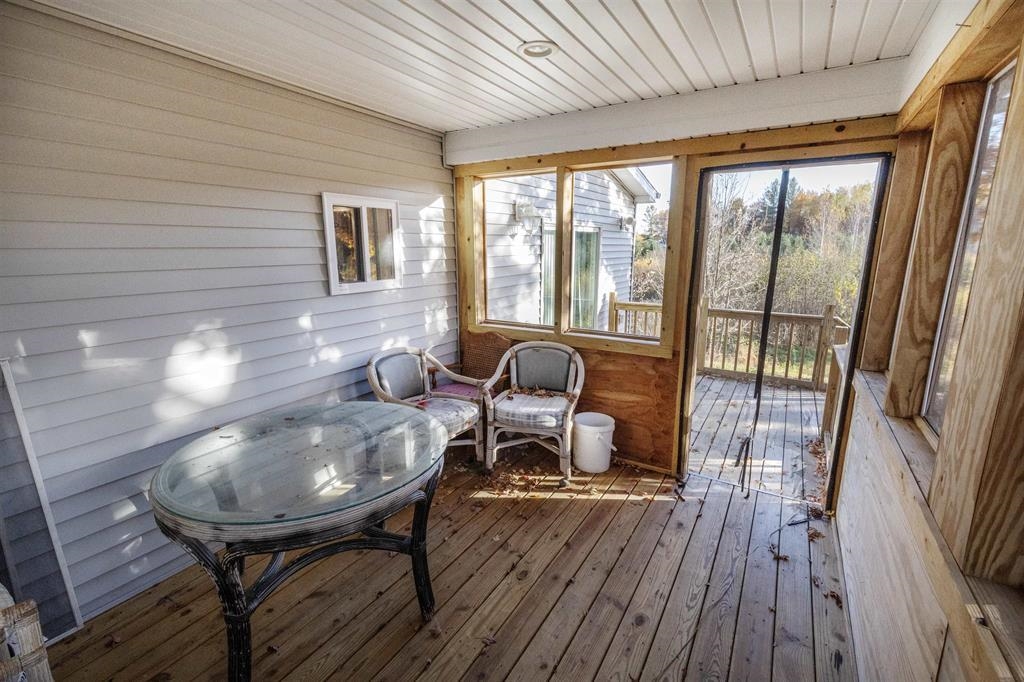 4707 North Carter Road Pinconning, MI 48650 - Photo 8 of 34