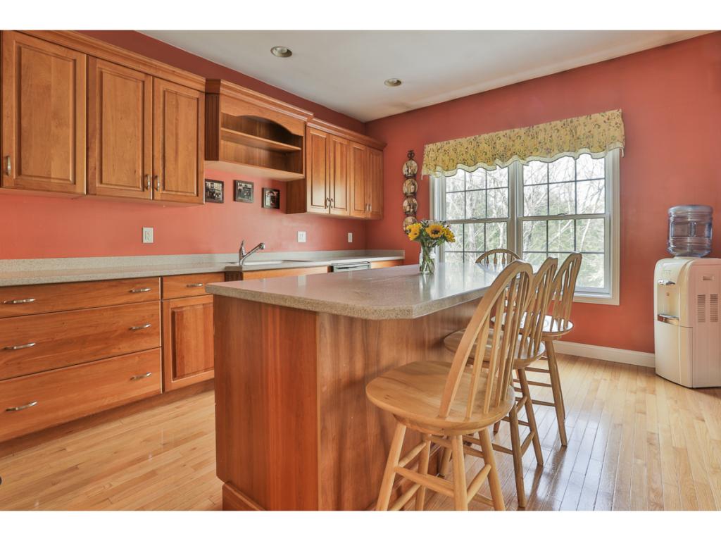 5 Lamplighter Village Road, Unit 5 Windham, NH 03087 - Photo 5 of 28