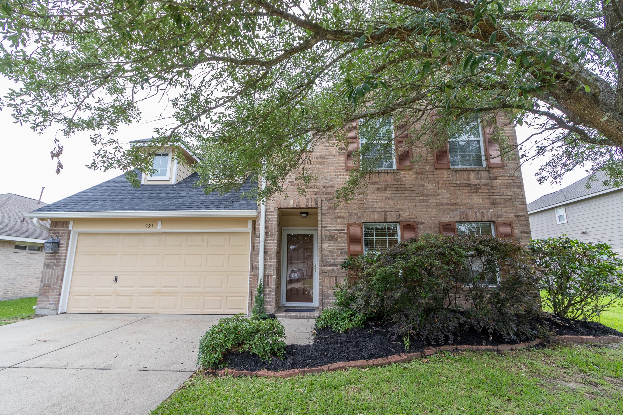921 Sage Street Baytown, TX 77521 - Photo 1 of 38 Front Elevation