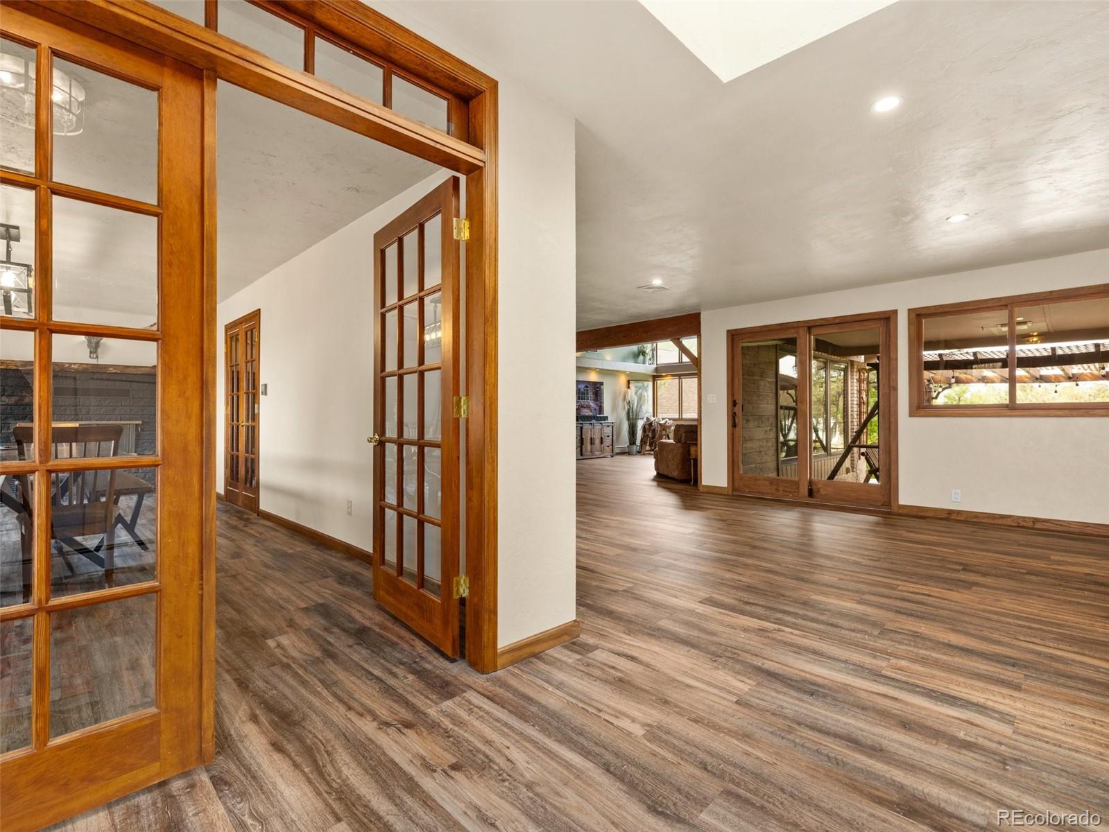 24675 Hillside Road Pueblo, CO 81006 - Photo 11 of 48 Gallery Image 11