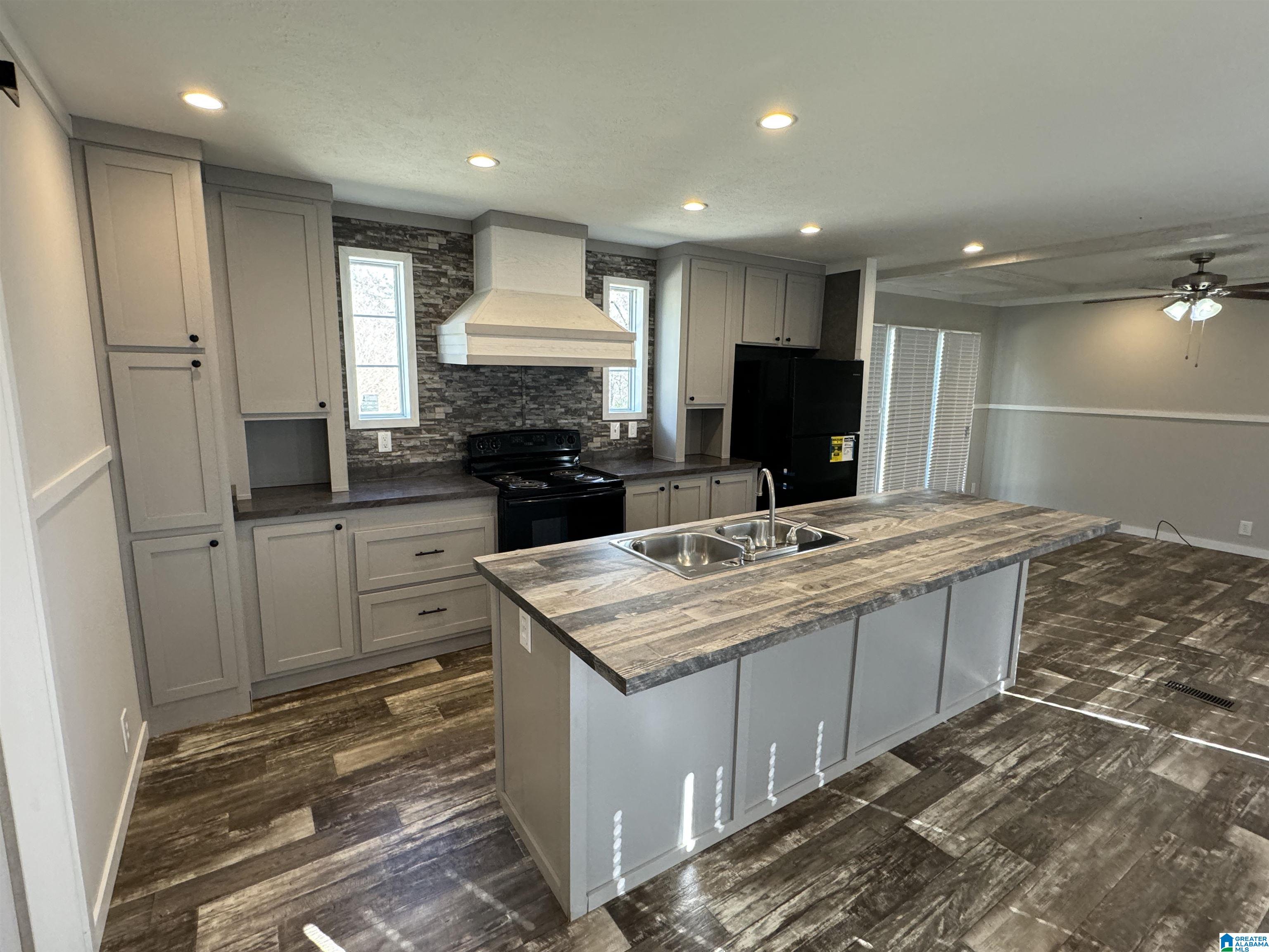 395 Creel Street Quinton, AL 35130 - Photo 4 of 27