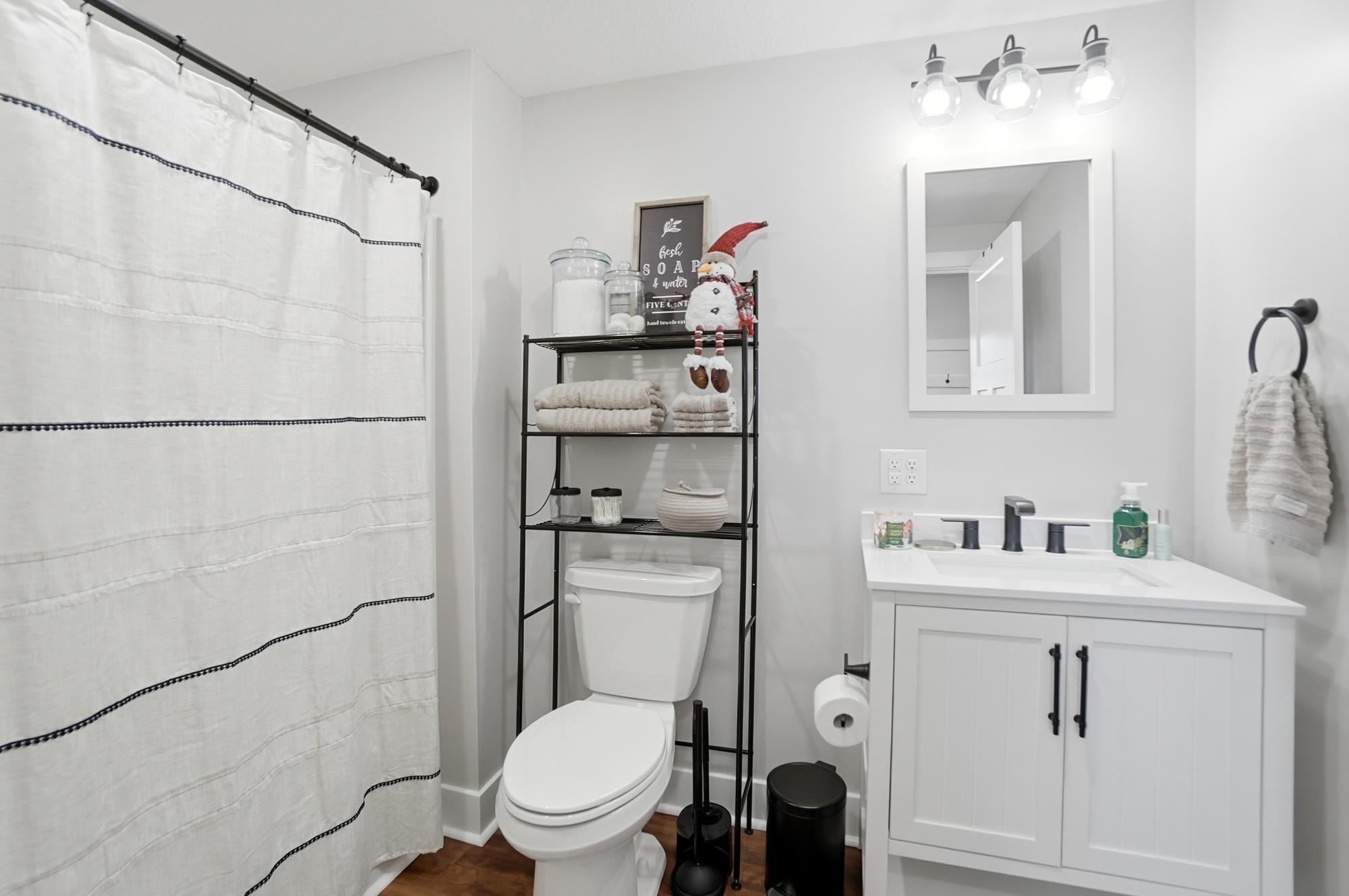 212 North Hendricks Street Warren, IN 46792 - Photo 18 of 36