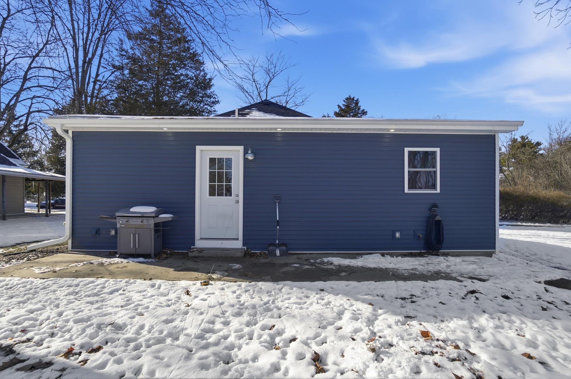 212 North Hendricks Street Warren, IN 46792 - Photo 31 of 36