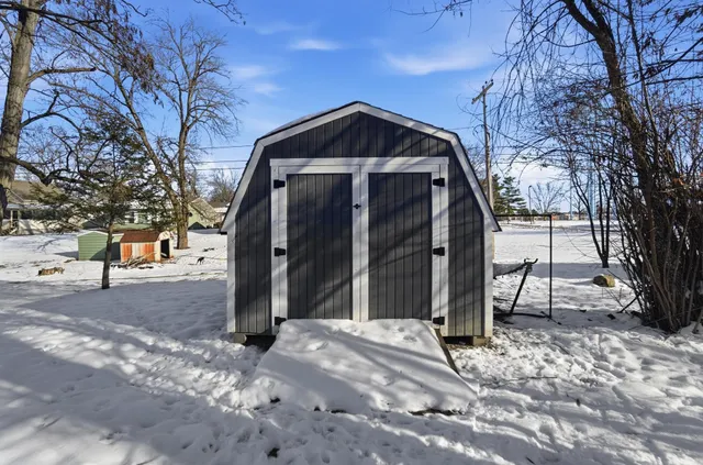 $214,900 | 212 North Hendricks Street, Warren, IN 46792