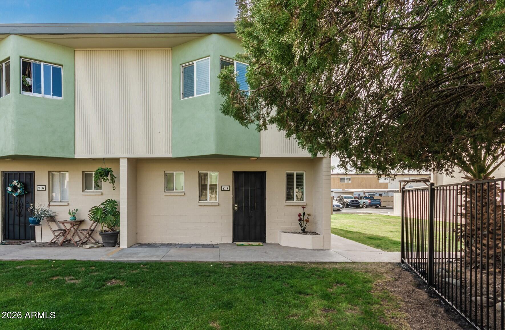 6040 North 15th Street, Unit 27 Phoenix, AZ 85014 - Photo 19 of 31 minutes to dining and freeway