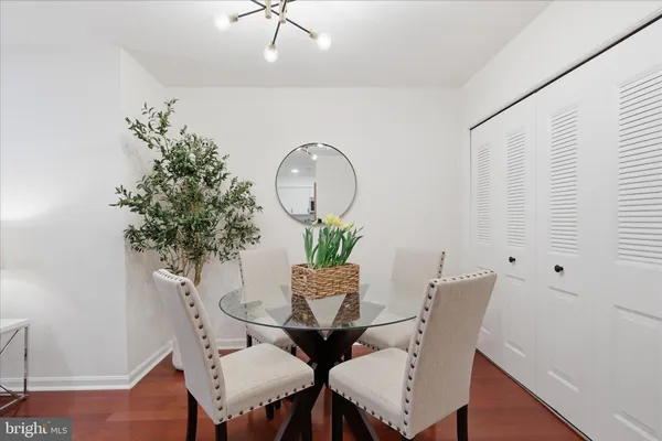 $395,000 | 1020 North Stafford Street, Unit 405, Arlington, VA 22203