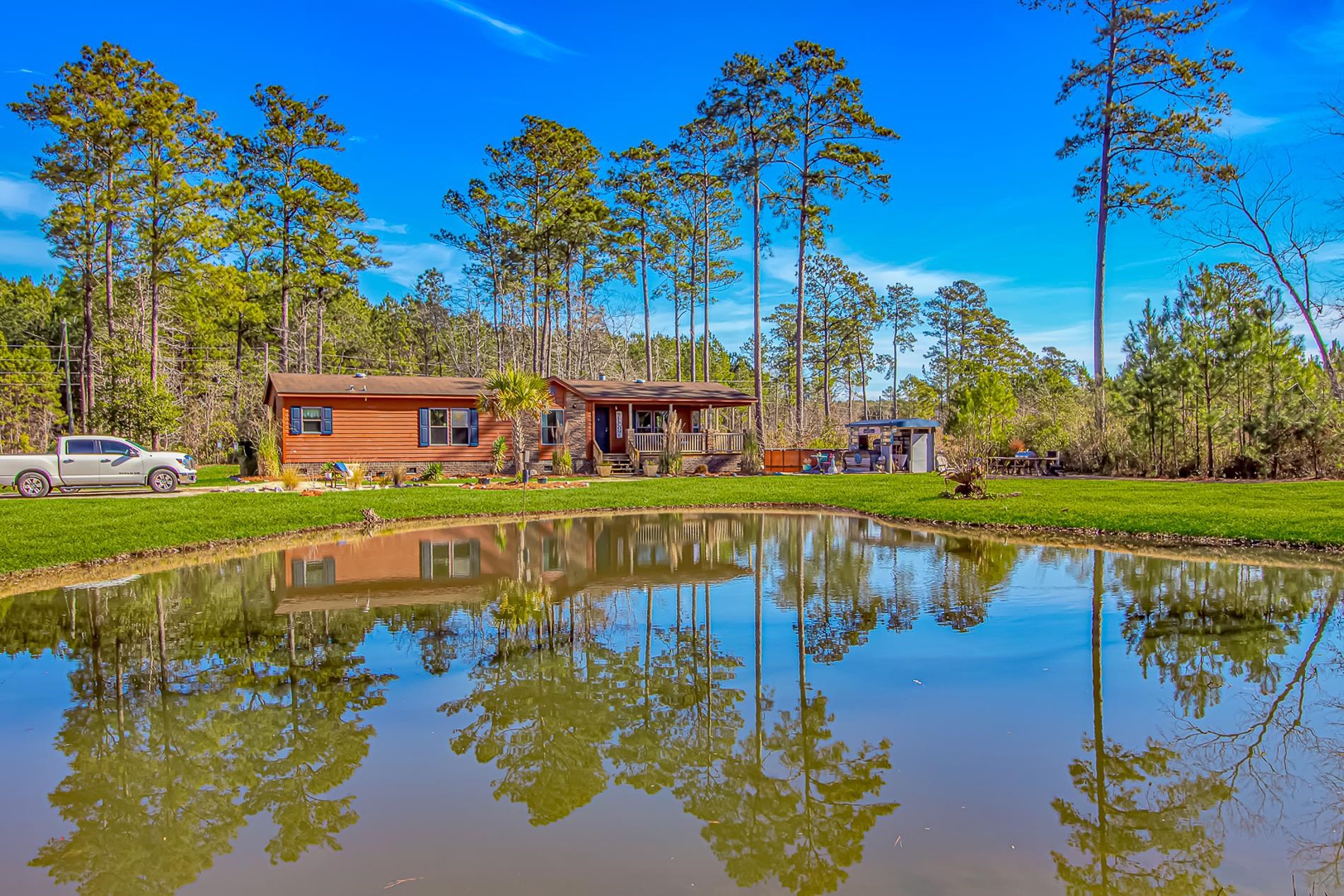 81 Silver Pond Lane Hemingway, SC 29554 - Photo 2 of 40