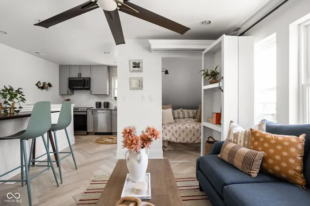 $1,450 | 649 B Birch Avenue, Indianapolis, IN 46221