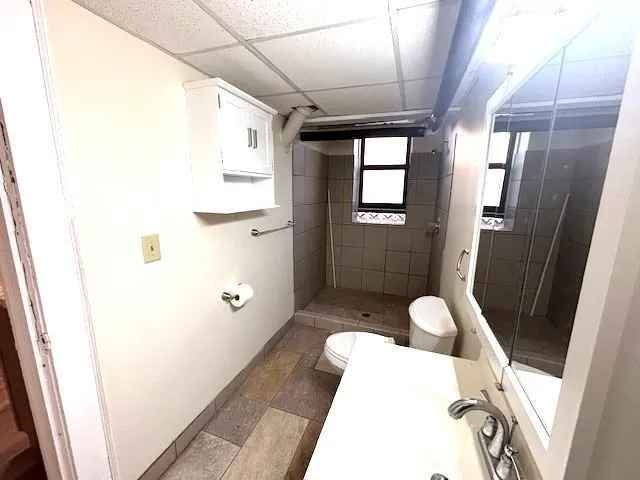 $895 | 1401 Willow Street, Unit 9, Minneapolis, MN 55403