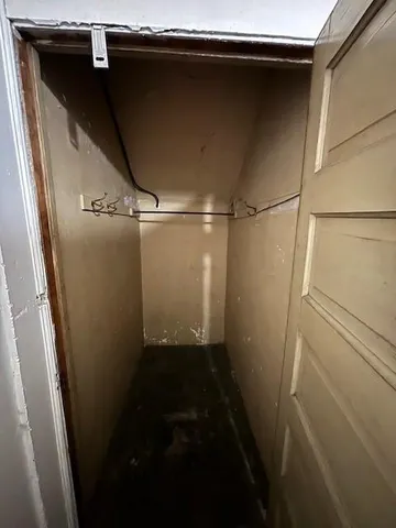 $895 | 1401 Willow Street, Unit 9, Minneapolis, MN 55403