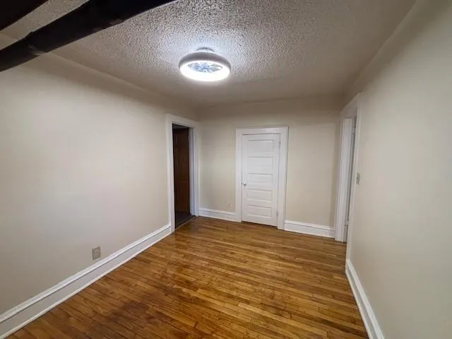 $895 | 1401 Willow Street, Unit 9, Minneapolis, MN 55403