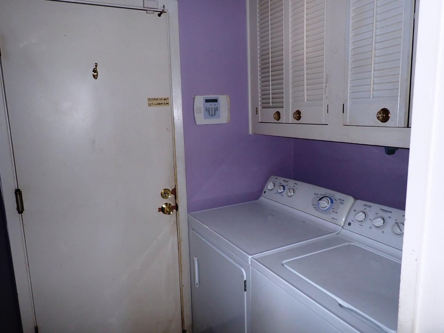 1955 Redwood Road Hercules, CA 94547 - Photo 17 of 23 a utility room with dryer and washer
