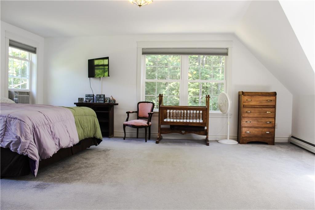 146 Valley Road Raymond, ME 04071 - Photo 26 of 35 Master suite