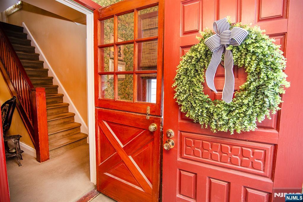 25 Maple Avenue Demarest, NJ 07627 - Photo 5 of 29