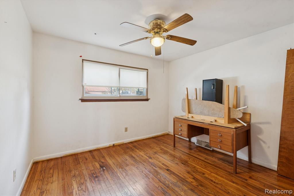 25908 Beverly Road Taylor, MI 48180 - Photo 16 of 36 Gallery Image 16