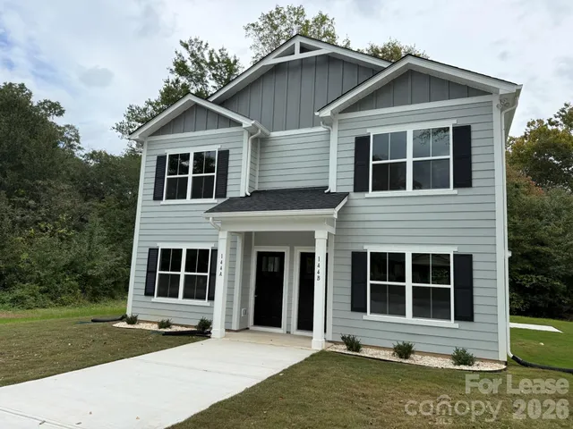 $1,595 | 144 33rd Street Northwest, Unit A, Hickory, NC 28601