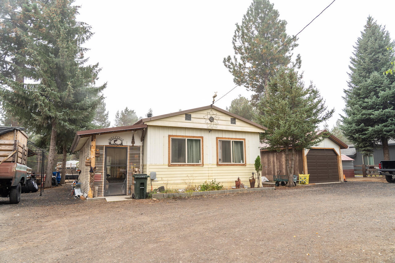 15943 Burgess Road La Pine, OR 97739 - Photo 1 of 31 Front of Home