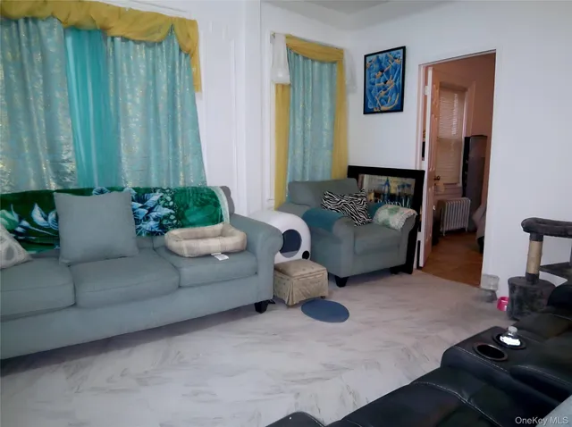 $699,900 | 1719 Bussing Avenue | Wakefield