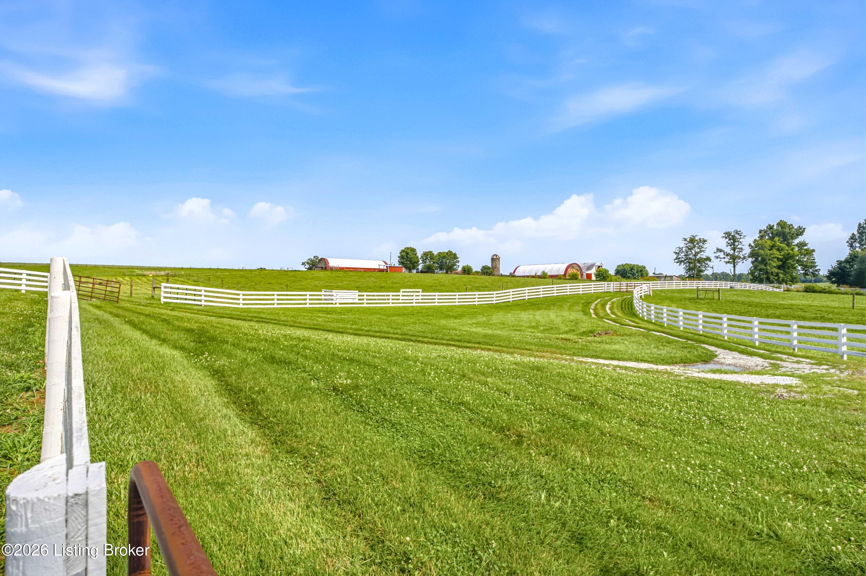 2304 Eminence Road Eminence, KY 40019 - Photo 51 of 71 DSC06375