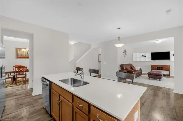 $399,900 | 5536 Baverhof Drive, Greensboro, NC 27405