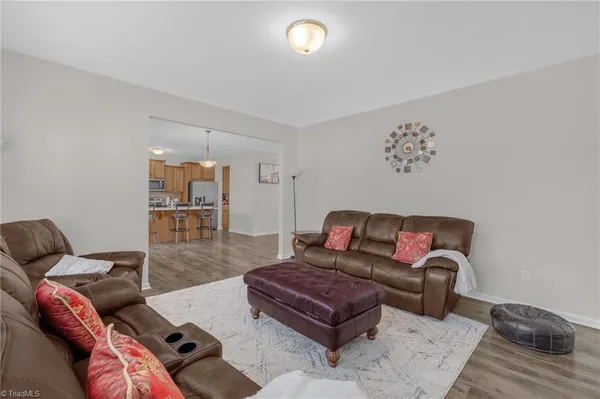 $399,900 | 5536 Baverhof Drive, Greensboro, NC 27405