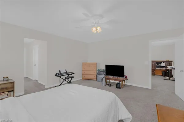 $399,900 | 5536 Baverhof Drive, Greensboro, NC 27405