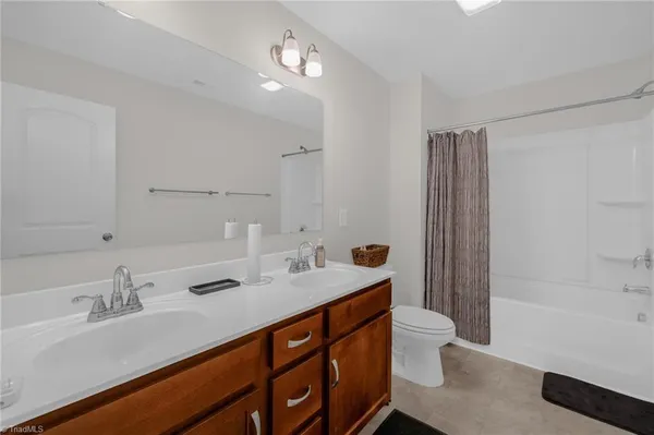 $399,900 | 5536 Baverhof Drive, Greensboro, NC 27405