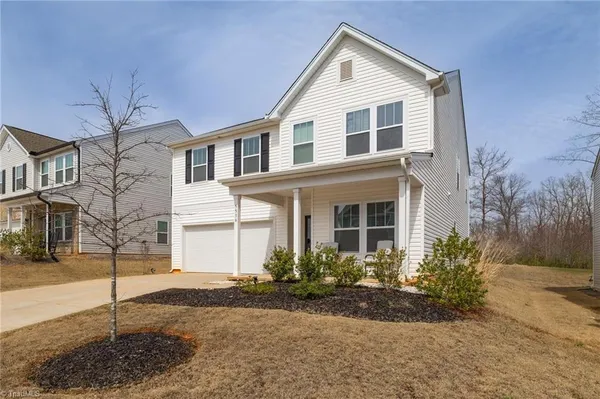 $399,900 | 5536 Baverhof Drive, Greensboro, NC 27405