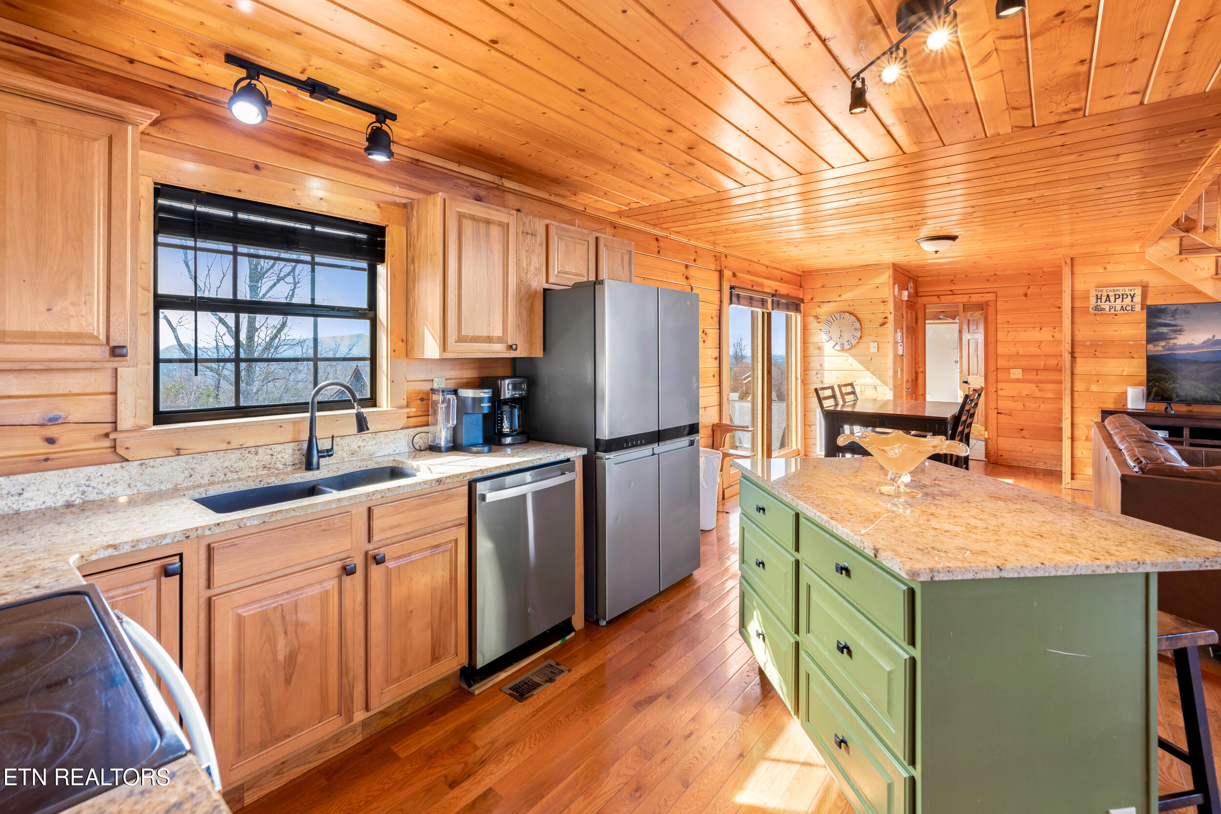 1549 Bears Den Way Sevierville, TN 37862 - Photo 11 of 41 1549 bears den way-13