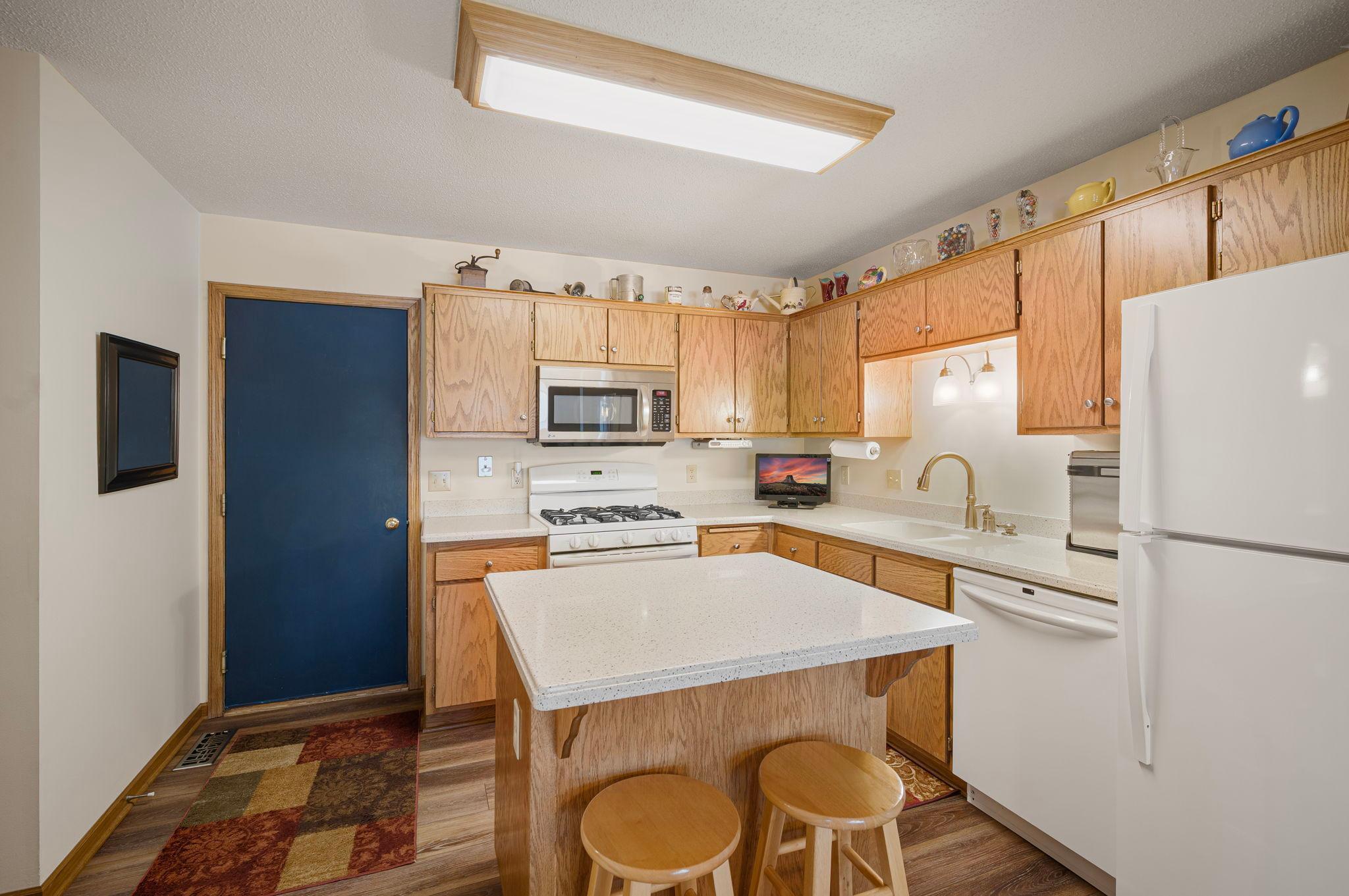 8693 Norway Street Northwest Coon Rapids, MN 55433 - Photo 19 of 22