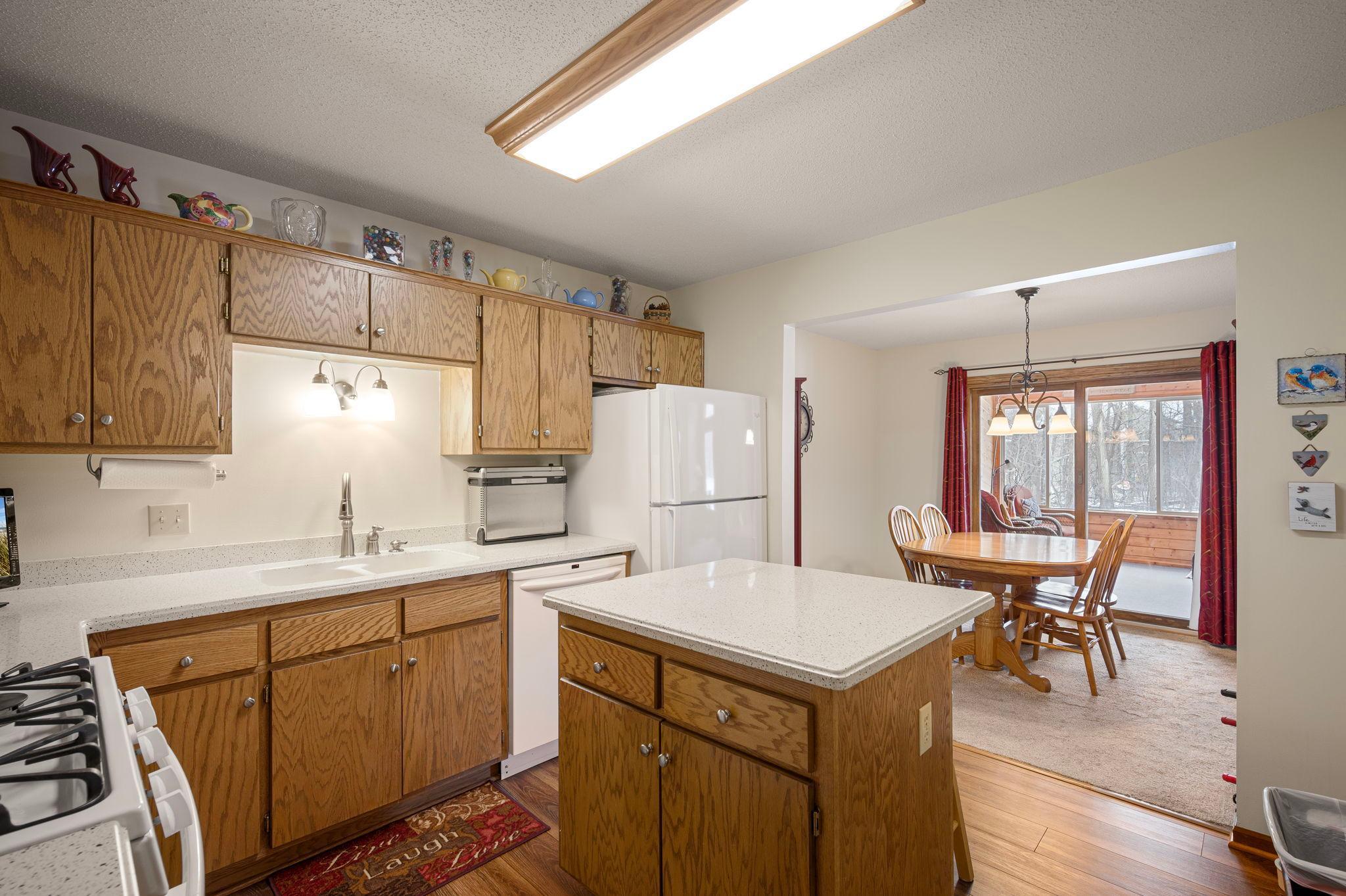 8693 Norway Street Northwest Coon Rapids, MN 55433 - Photo 5 of 22