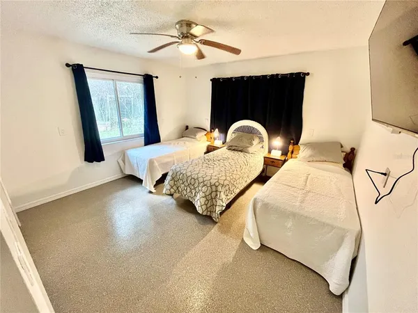 $379,500 | 16206 Sea Pines Drive, Hudson, FL 34667