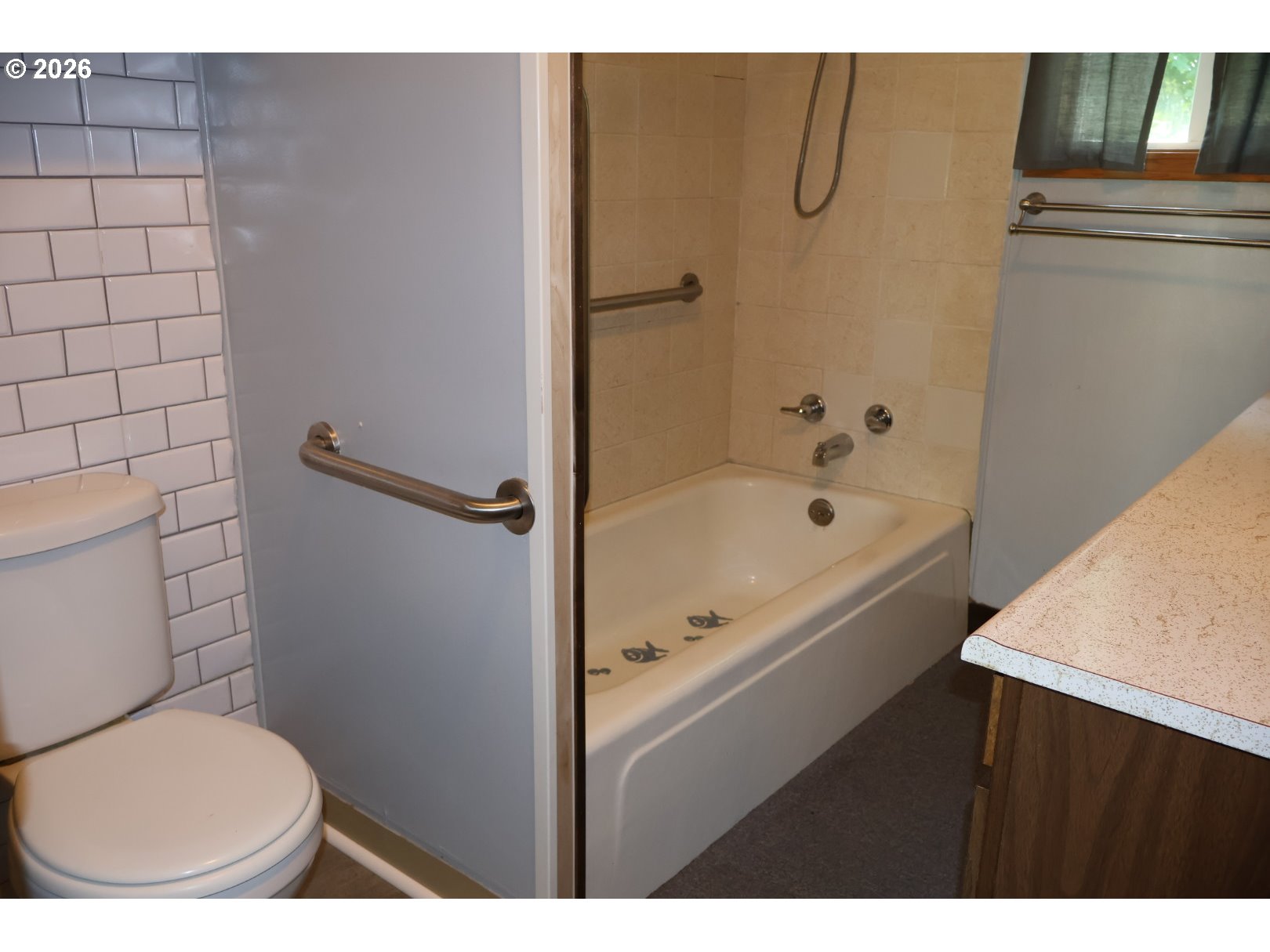 5659 Southwest Spring Hill Road Gaston, OR 97119 - Photo 19 of 38 Gallery Image 19