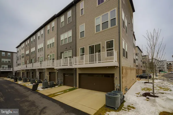 a black and white photo of a living room