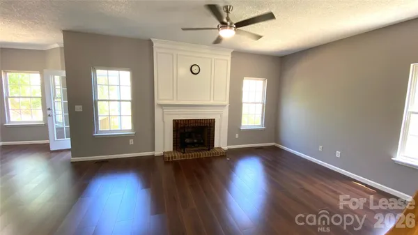 $2,500 | 127 Meadow Pond Lane, Mooresville, NC 28117