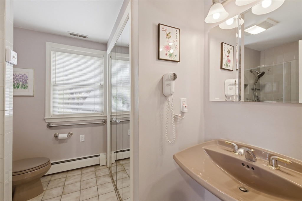 34 Spring Street Lexington, MA 02421 - Photo 21 of 33