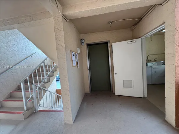 $135,000 | Woodland Lakes, Tamarac, FL 33321