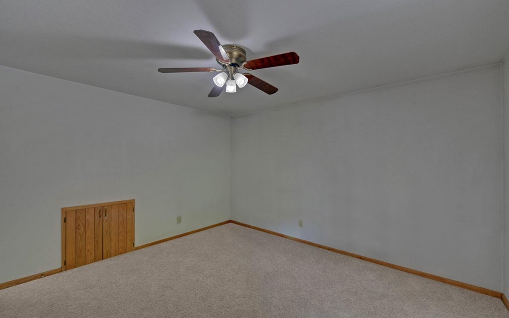 215 Black Bear Ridge Murphy, NC 28906 - Photo 17 of 39