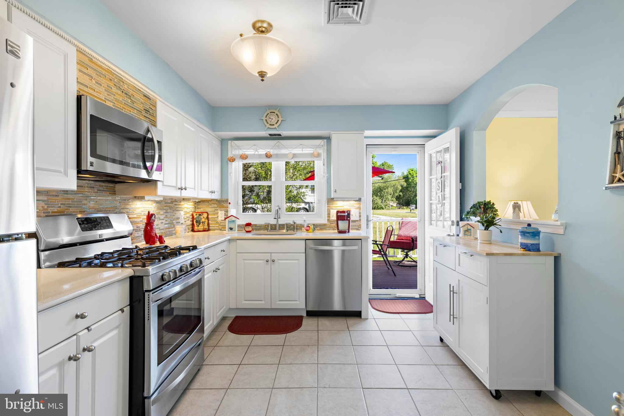 24 Cedar Road Manahawkin, NJ 08050 - Photo 9 of 51 Gallery Image 9