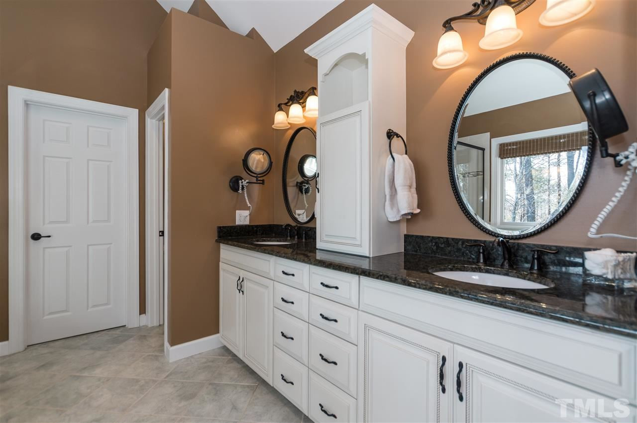 2316 Primrose Valley Court Raleigh, NC 27613 - Photo 17 of 25 Photo 17