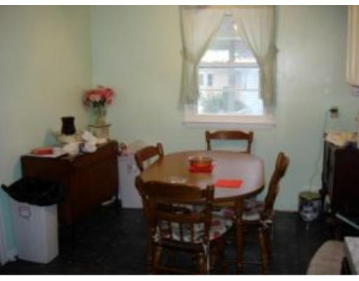 89 Walnut Hill Road Derry, NH 03038 - Photo 4 of 9