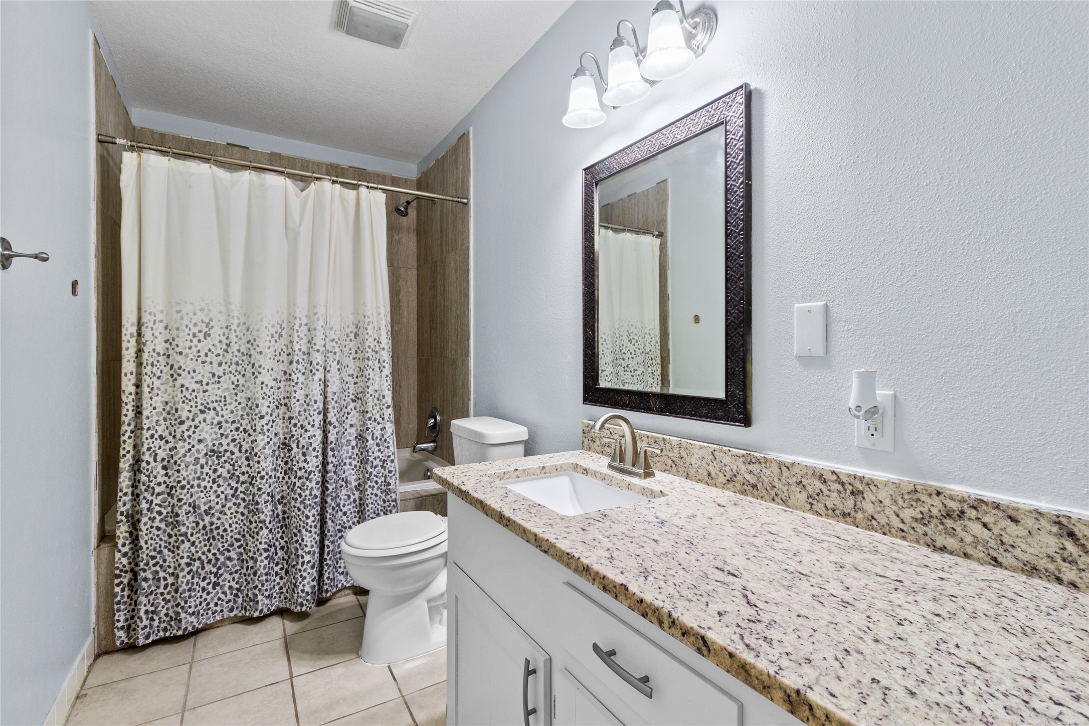 416 East Myrtle Street Angleton, TX 77515 - Photo 20 of 22