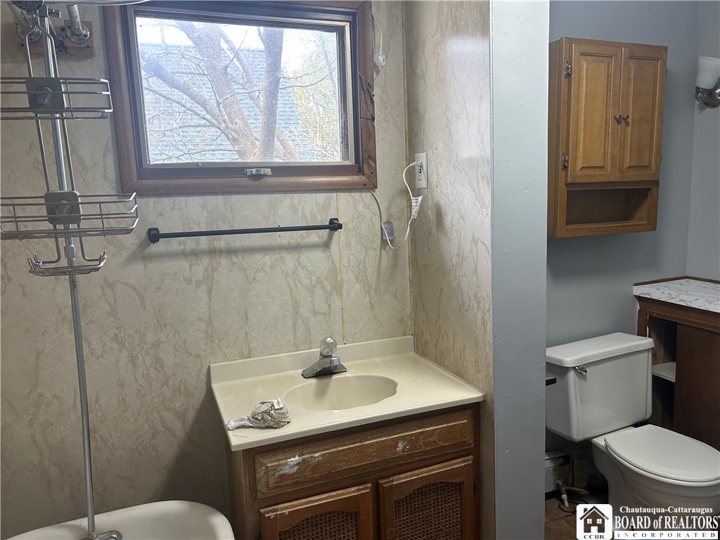 142 Ruggles Street Dunkirk, NY 14048 - Photo 17 of 24