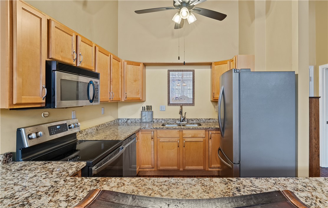 63 Blakeley Street, Unit 107 Woonsocket, RI 02895 - Photo 6 of 31