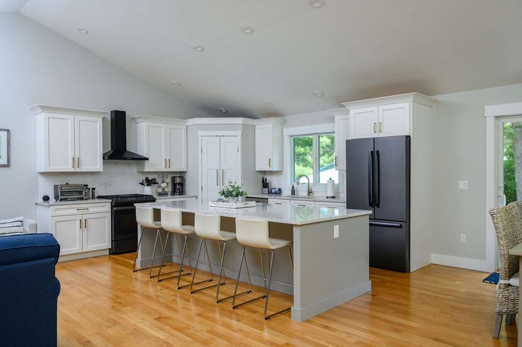 14 Valley Brook Road Barnstable, MA 02632 - Photo 6 of 41