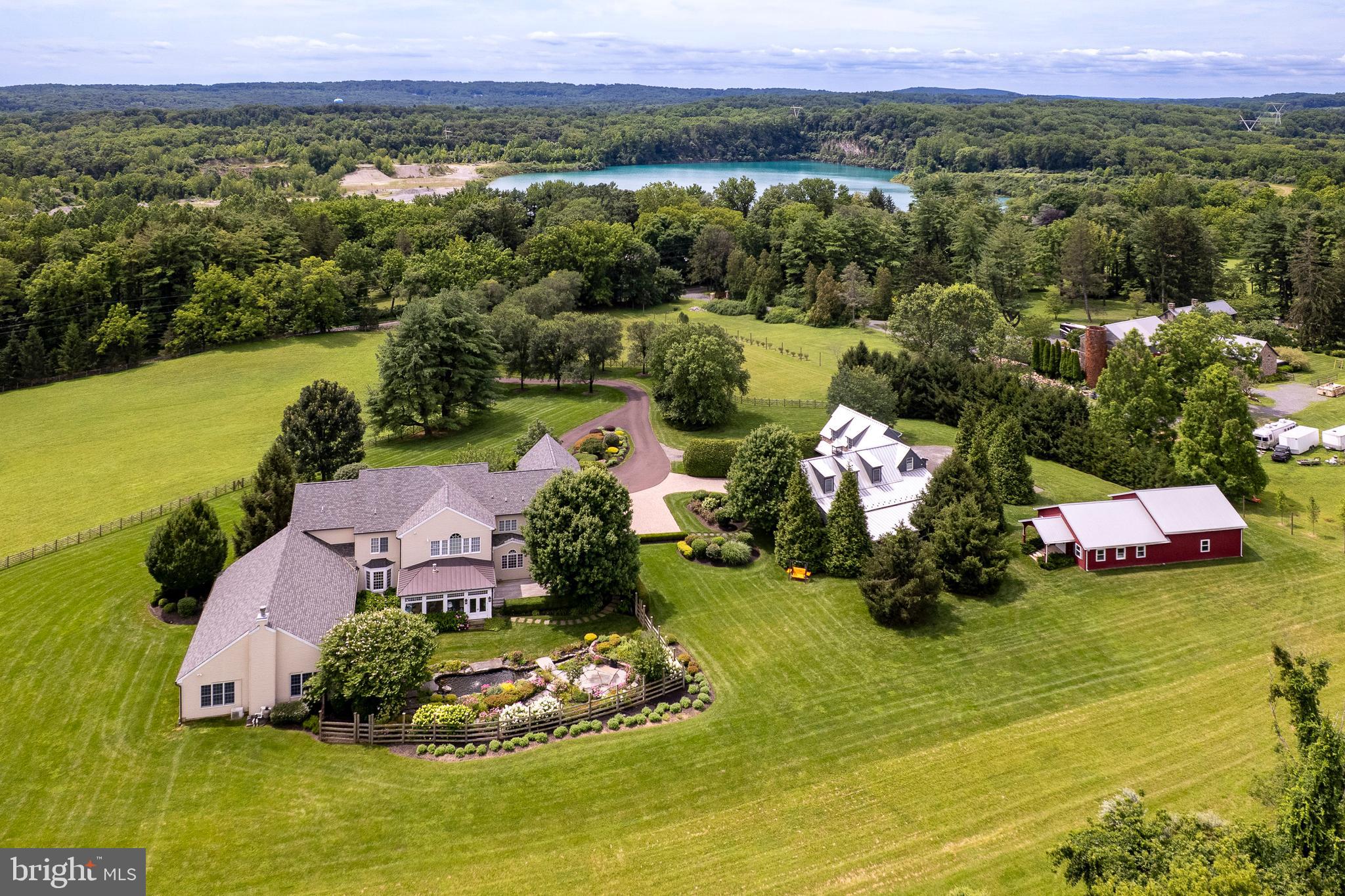 6997 Phillips Mill Road New Hope, PA 18938 - Photo 5 of 85