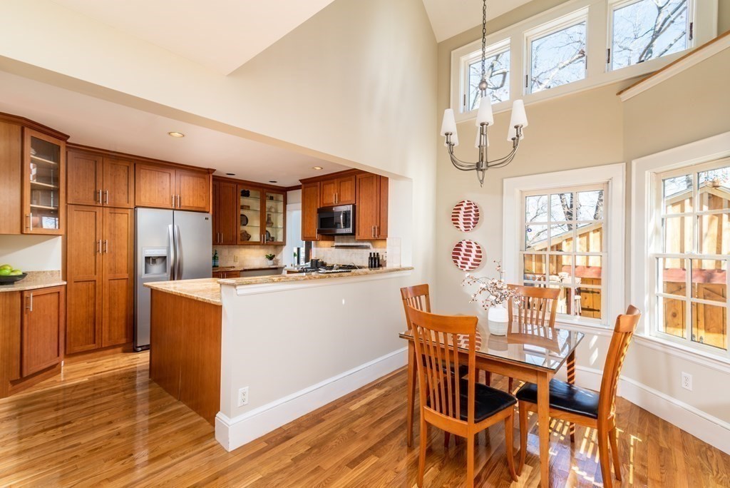 12 Smith Avenue Lexington, MA 02420 - Photo 11 of 36