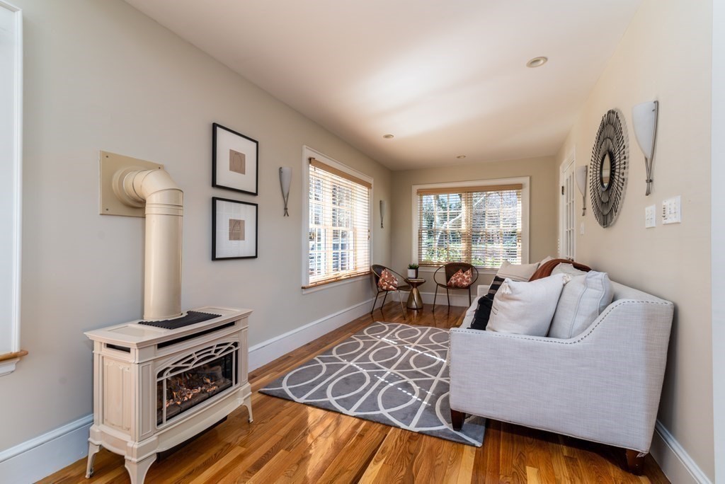 12 Smith Avenue Lexington, MA 02420 - Photo 15 of 36