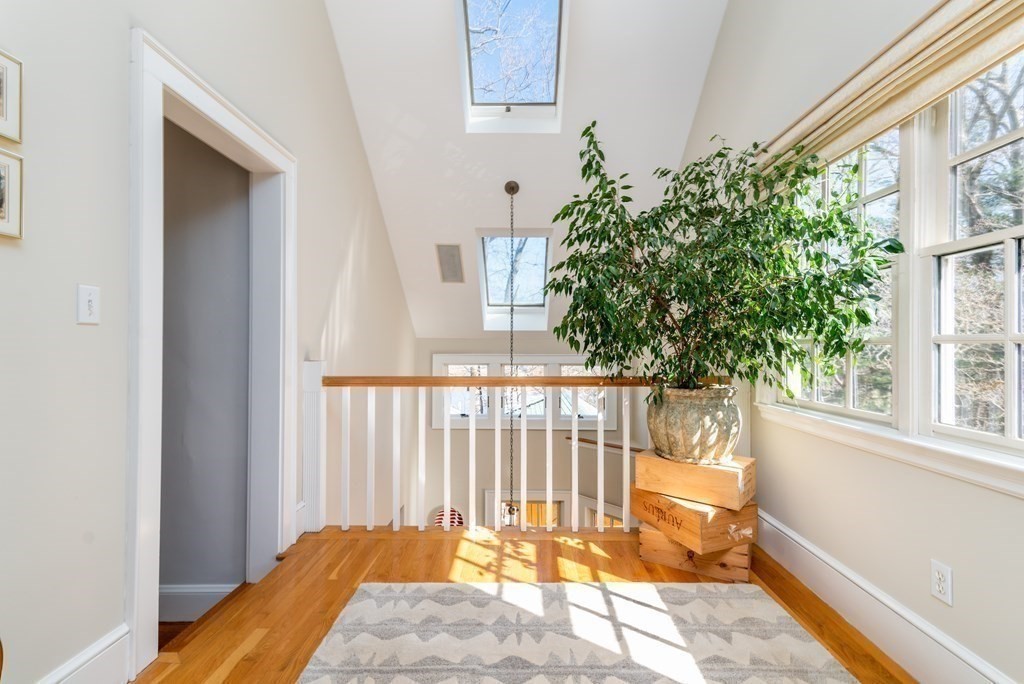 12 Smith Avenue Lexington, MA 02420 - Photo 17 of 36