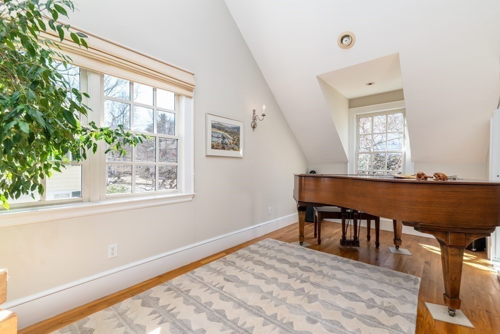 12 Smith Avenue Lexington, MA 02420 - Photo 18 of 36